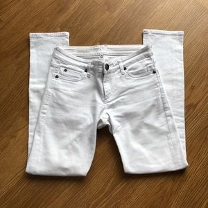 Kut from the Kloth White Boyfriend Jeans